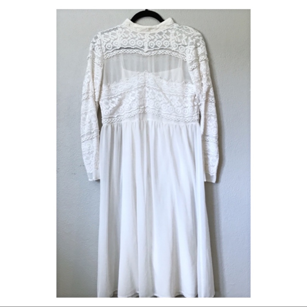 ❌SOLD❌ASOS Ivory or “Cream” Lace Insert Dress - Picture 2 of 9